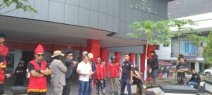 Aksi( Forsa)forum ormas Sulawesi tenggara terkait BBM oplosan