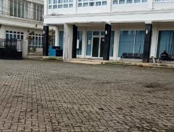 Drainase Kantor BPR Ganda Lata Kendari Menghitam dan Berbau, Diduga Melanggar UU Lingkungan Hidup